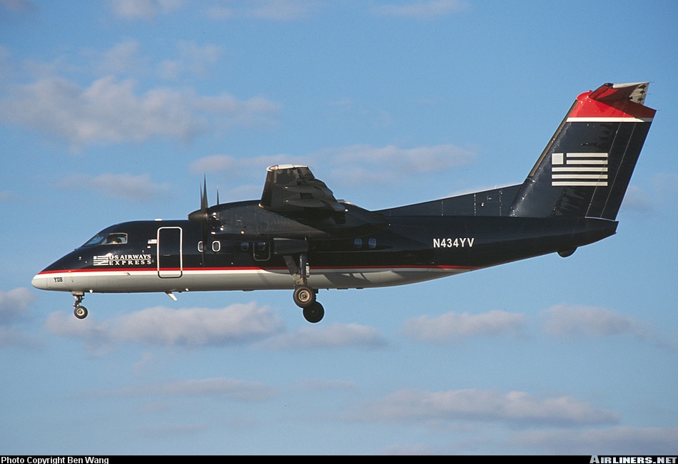 US Airways Express De Havilland Canada Dash 8-200