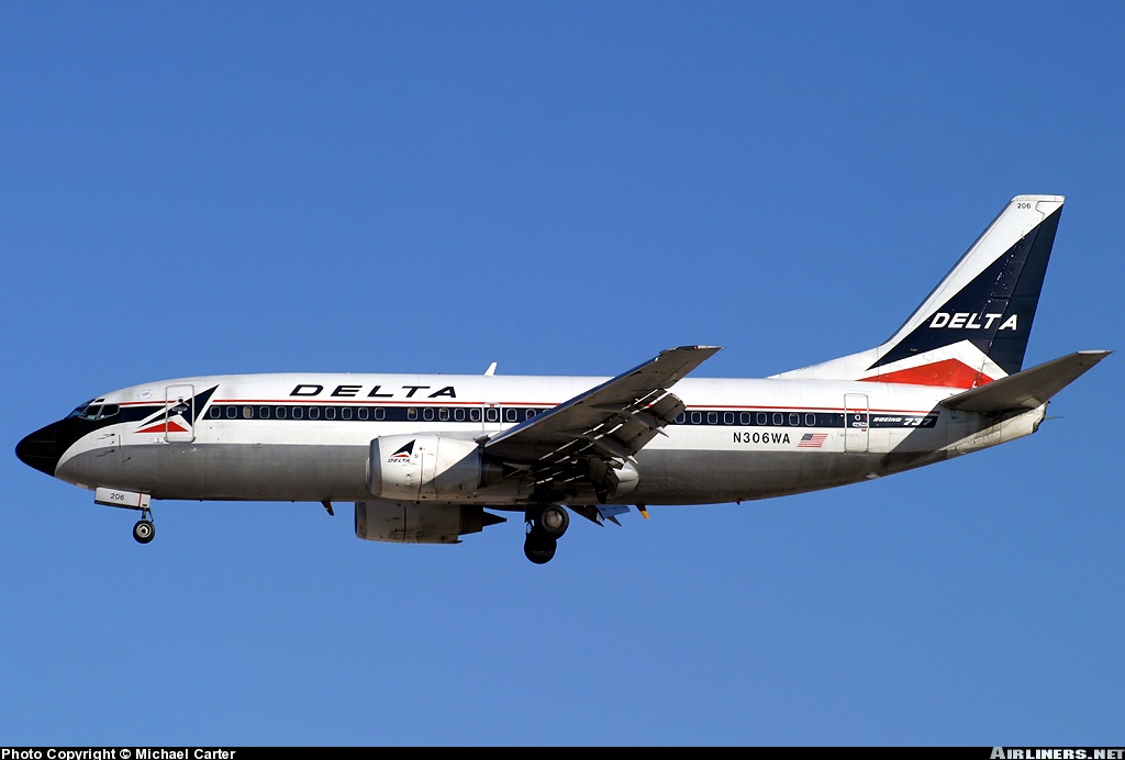 Delta Air Lines Boeing 737-300 – departedflights2.com